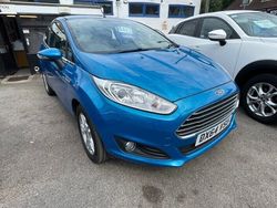Blue Used 2014 Ford Fiesta Zetec Hatchback | £4,495 (Fair price)