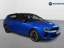 Blue Used 2024 Vauxhall Astra Ultimate Hatchback | £19,199