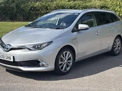 Used 2018 Toyota Auris Touring Sports Estate | £12,200 (Fair price)