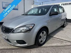 Silver Used 2009 Kia Ceed 4 Hatchback | £3,995 (Fair price)