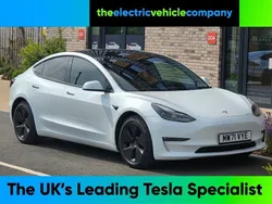 White Used 2021 Tesla Model 3 Long Range Sedan | £19,995 (Fair price)