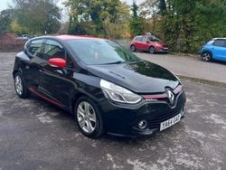 Black Used 2015 Renault Clio IV Dynamique Hatchback | £3,995 (Good price)