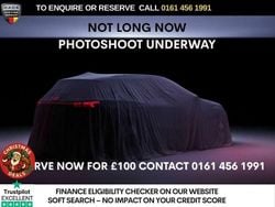 White Used 2015 Ford Fiesta Zetec Hatchback | £5,470 (Fair price)