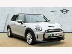 Silver Used 2021 Mini Cooper S Level 3 Hatchback | £16,250 (A bit pricey)