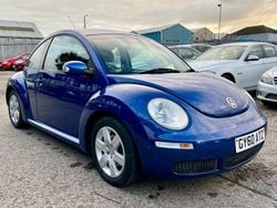 Blue Used 2010 VW Beetle Hatchback | £2,250 (Good price)