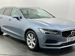 Used 2019 Volvo V90 Momentum Estate | £15,402 (Fair price)