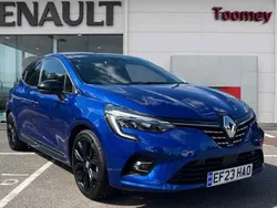 Blue Used 2022 Renault Clio V Techno Hatchback | £16,390 (Fair price)