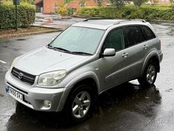 Silver Used 2005 Toyota RAV4 SUV | £2,500 (Good price)