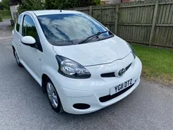 White Used 2011 Toyota Aygo Hatchback | £2,290 (Fair price)