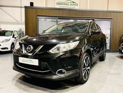 Black Used 2016 Nissan Qashqai Tekna SUV | £8,490 (Fair price)