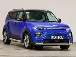 Blue Used 2022 Kia Soul EV SUV | £14,498 (A bit pricey)