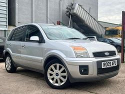Silver Used 2009 Ford Fusion Titanium Hatchback | £3,500 (Fair price)