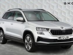 Brilliant silver metallic Used 2023 Skoda Karoq SE Drive SUV | £16,750 (Fair price)