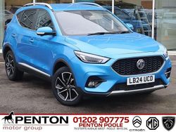 Silver Used 2024 MG ZS Exclusive Sedan | £16,290 (Fair price)