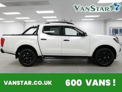 White Used 2019 Nissan Navara N-Guard Pickup | £17,989 (Fair price)