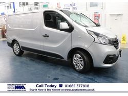 Silver Used 2019 Renault Trafic Van | £9,610 (Fair price)