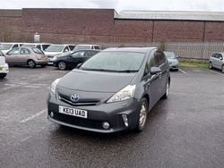 Grey Used 2013 Toyota Prius Hatchback | £7,990 (Fair price)