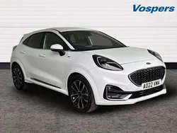 White Used 2022 Ford Puma Gen-E ST-Line SUV | £17,795