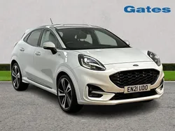 White Used 2021 Ford Puma ST-Line Hatchback | £16,000 (A bit pricey)