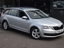 Silver Used 2019 Skoda Octavia Estate | £10,490 (Good price)