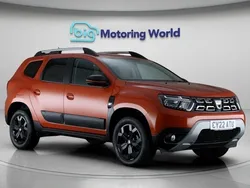 Orange Used 2022 Dacia Duster Extreme SUV | £16,600 (Fair price)
