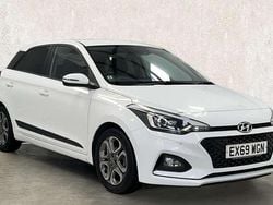 White Used 2019 Hyundai i20 Premium Hatchback | £9,490 (Fair price)
