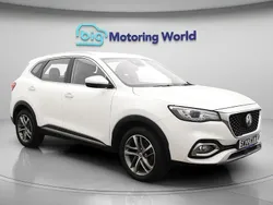 White Used 2022 MG HS Excite SUV | £13,100 (Fair price)