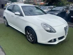 White Used 2015 Alfa Romeo Giulietta Exclusive Hatchback | £5,250 (Fair price)