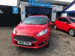Red Used 2015 Ford Fiesta Zetec Hatchback | £5,195 (Fair price)