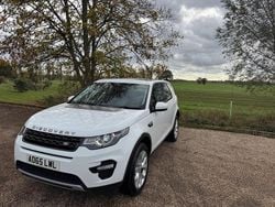 White Used 2015 Land Rover Discovery Sport HSE SUV | £6,991 (Fair price)
