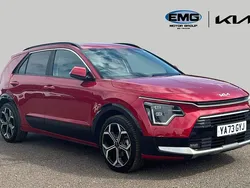 Red Used 2024 Kia Niro 3 SUV | £22,995 (Fair price)
