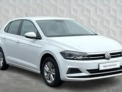 Pure white Used 2020 VW Polo SE Hatchback | £13,000 (Fair price)