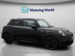 Black Used 2021 Mini Cooper S Hatch Hatchback | £17,300 (Fair price)