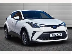 White Used 2023 Toyota C-HR SUV | £23,895 (A bit pricey)