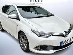Used 2017 Toyota Auris Hybrid Hatchback | £12,499 (Fair price)