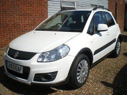 White Used 2013 Suzuki SX4 SZ3 Hatchback | £4,150 (A bit pricey)