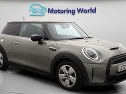 Used 2022 Mini Cooper S Classic Hatchback | £19,100 (Good price)
