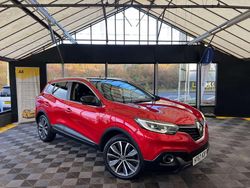 Red Used 2018 Renault Kadjar Signature SUV | £10,295 (Fair price)
