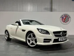 White Used 2011 Mercedes SLK200 AMG Cabriolet | £9,717 (Fair price)
