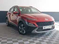 Red Used 2022 Hyundai Kona SE SUV | £17,998 (Fair price)