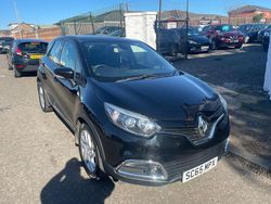 Black Used 2015 Renault Captur Dynamique SUV | £5,495 (Fair price)