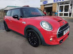 Red Used 2017 Mini Cooper S Hatch Hatchback | £8,990 (Fair price)