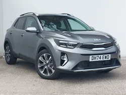 Grey New 2025 Kia Stonic 3 SUV | £20,998 (Fair price)