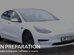 White Used 2021 Tesla Model 3 Standard Range Sedan | £17,355 (A bit pricey)
