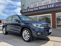 Midnight blue Used 2015 VW Tiguan Match SUV | £8,875 (Fair price)