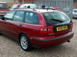 Used 2000 Volvo V40 Estate | £1,295