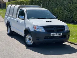 White Used 2008 Toyota HiLux Pickup | £3,940 (Fair price)