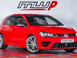 Red Used 2016 VW Golf VII R Hatchback | £15,995 (Fair price)