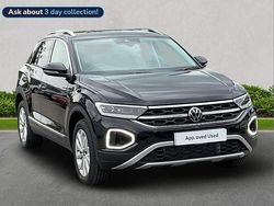 Black Used 2025 VW T-Roc Style SUV | £27,444 (Fair price)