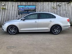 Silver Used 2011 VW Jetta Sportline Sedan | £4,950 (Fair price)